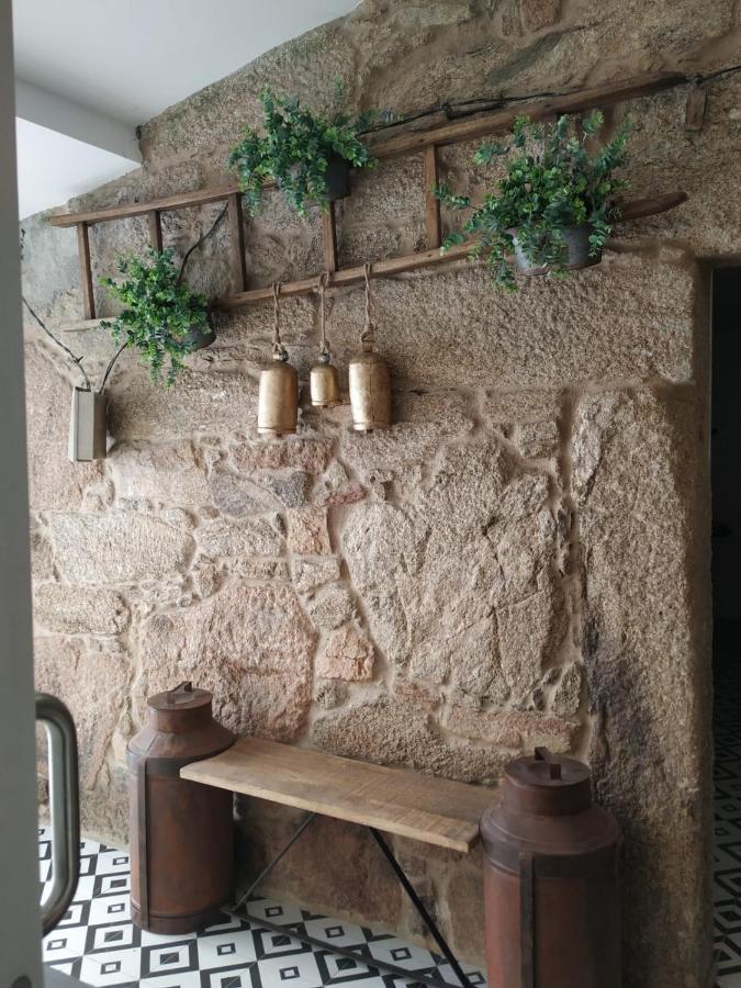 Albergue Aldea Da Pedreira Teo ภายนอก รูปภาพ